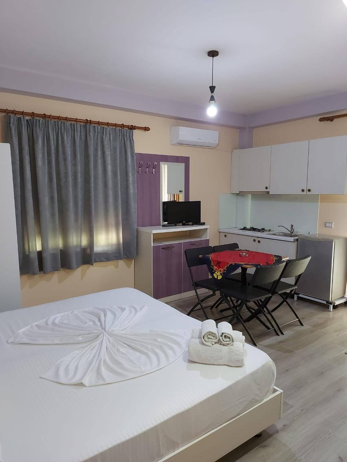 Vila Green Relax Vlorë Esterno foto